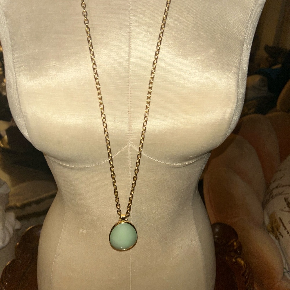 Stella & Dot Sanibel reversible Pendant 🌷